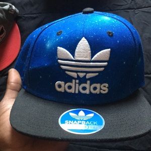 Adidas galaxy SnapBack